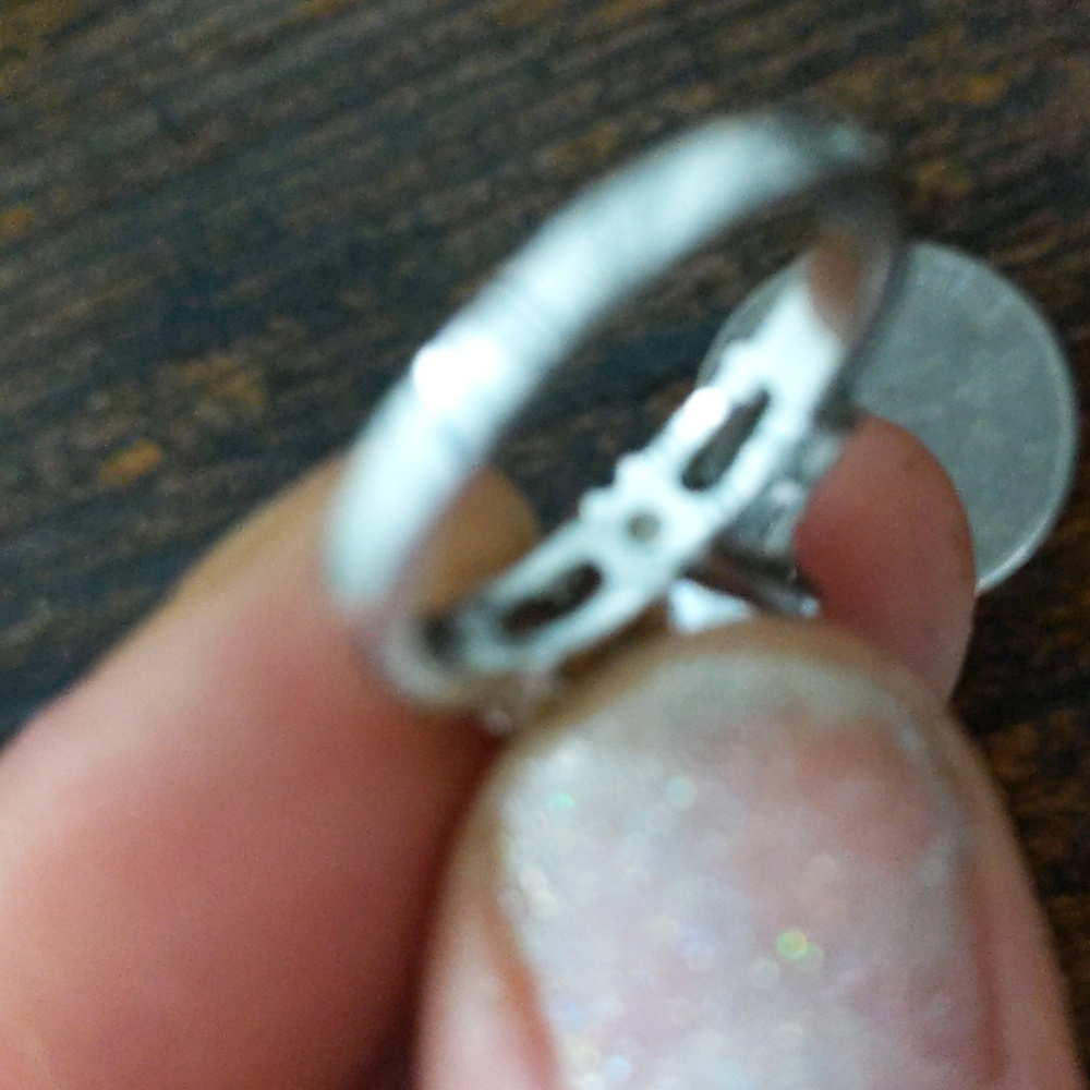 Silver ring - Picture 5 of 8